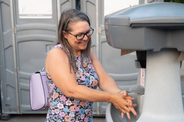 Best Portable restroom trailer rental  in Jonesville, VA